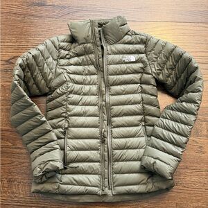 The North Face Women's Puffer Jacket in Olive